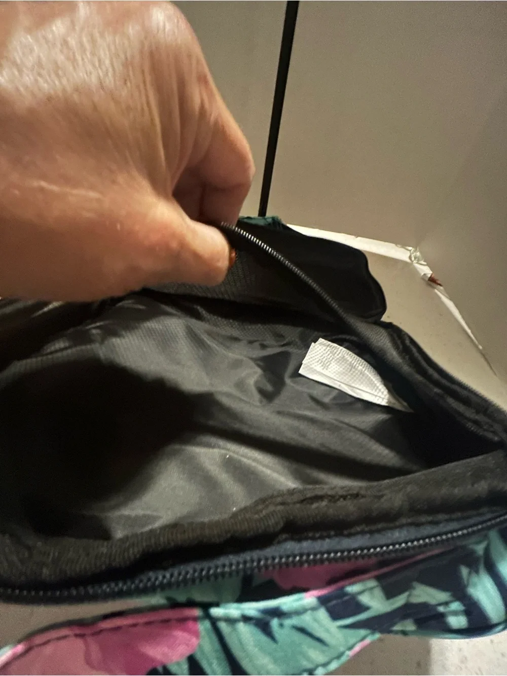 Hurley cosmetic bag